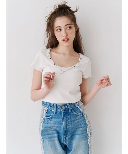 EVRIS(エヴリス)の「ネックレスフレンチスリーブショートトップス(Tシャツ/カットソー・レディース・ブルー/ホワイト/ブラック・FREE)」の8枚目の写真