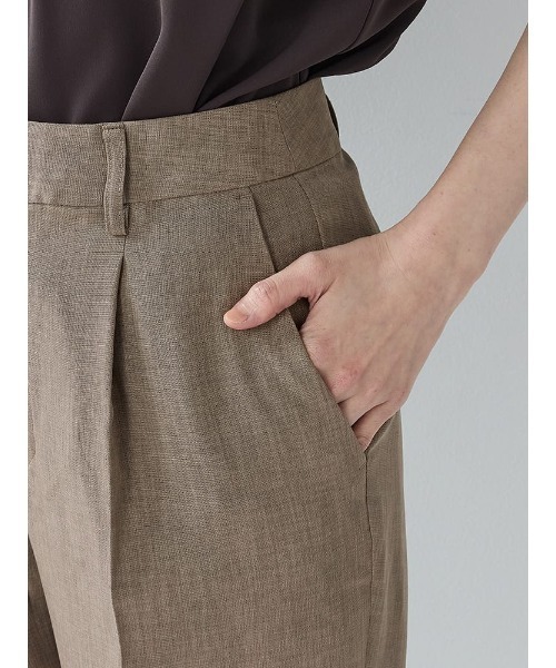Perfect Suit FActory(パーフェクトスーツファクトリー)の「涼感リネンライク テーパードパンツ【ボーテ・セットアップ】 ブラック/C.グレー/ブラウン/D.ブラウン(スーツパンツ・レディース・ブラウン/ダークブラウン/ブラック/チャコールグレー・L/M/SS/S)」の14枚目の写真