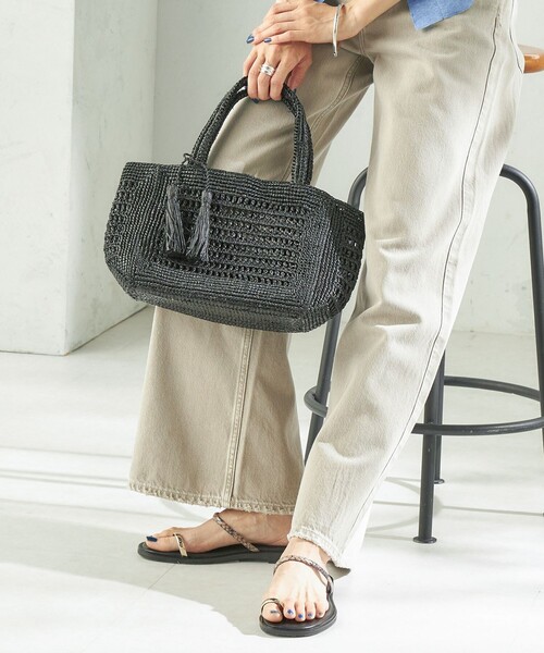 MAISON N.H PARIS(メゾンエヌアッシュパリ)の「MAISON N.H PARIS:ANNABELLE P(かごバッグ・レディース・キャメル/ブラック・ONE SIZE)」の4枚目の写真