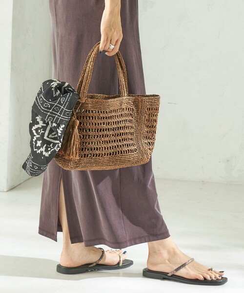 MAISON N.H PARIS(メゾンエヌアッシュパリ)の「MAISON N.H PARIS:ANNABELLE P(かごバッグ・レディース・キャメル/ブラック・ONE SIZE)」の8枚目の写真