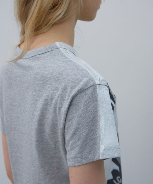 LCDC TM(エルシーディーシーティーエム)の「PRINTED T-SHIRT (MELANGE GREY)(Tシャツ/カットソー・レディース・その他・SMALL/MEDIUM)」の4枚目の写真