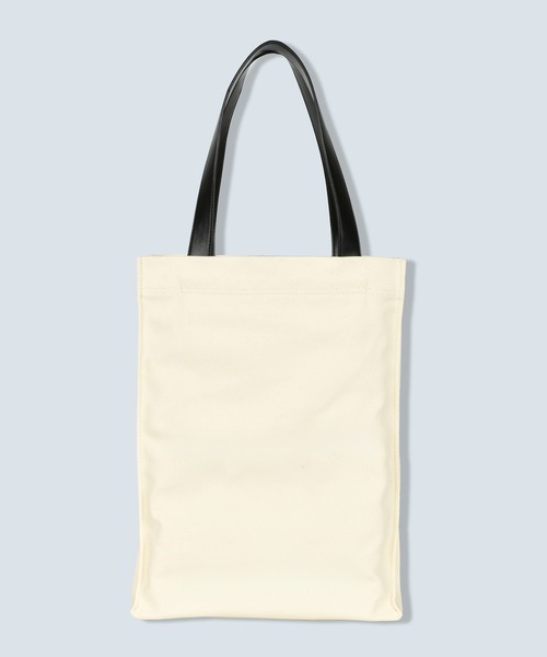 OMMO(オーエムエムオー)の「BIG LOGO POCKET TOTE(トートバッグ・レディース・ホワイト/ブラック・F)」の20枚目の写真