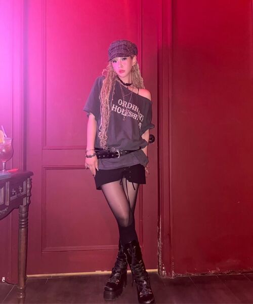 ORDINARY HOLIDAY（オーディナリー ホリデー）の「ONE SHOULDER LOGO T-SHIRT [CHARCOAL]（Tシャツ/カットソー・レディース・その他・FREE）」の6枚目の写真