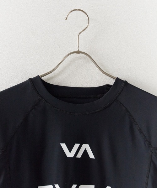 RVCA（ルーカ）の「RVCA/ルーカ VA RVCA SPORT RASH LS 長袖ラッシュガード メンズ 4WAYストレッチ 2026年 夏 夏服（ラッシュガード・メンズ・ホワイト/ブラック/カモフラージュ・M/L/XL）」の8枚目の写真