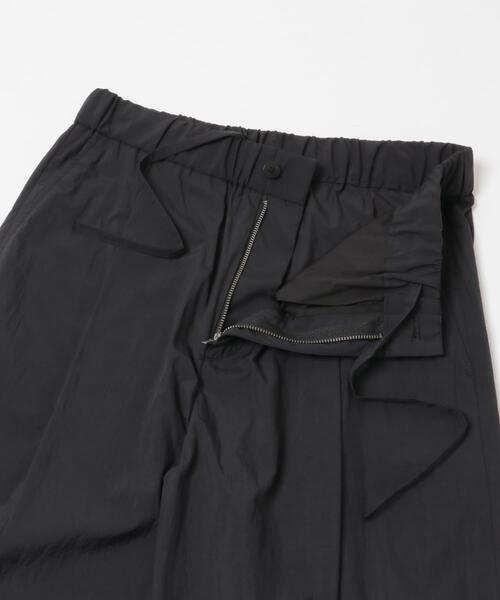 ANOTHER OFFICE(アナザー オフィス)の「ANOTHER OFFICE FLOW BANDING EASY PANTS(その他パンツ・メンズ・ブラック・3/2)」の9枚目の写真