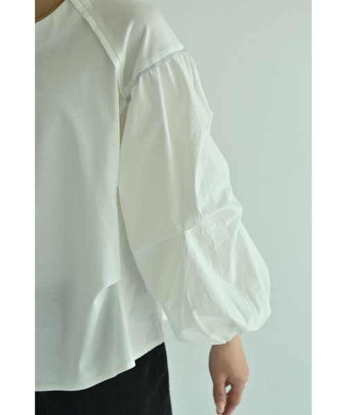 marjour(マージュール)の「SILKET BODY TUCK SLEEVE TOP(シャツ/ブラウス・レディース・ブラック/オフホワイト・M)」の6枚目の写真