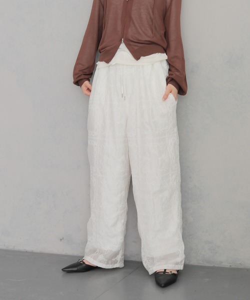 cheriella（シェリエラ）の「【cheriella】パッチワークレースイージーパンツ　PATCHWORK LACE EASY PANTS（その他パンツ・レディース・ブラック/オフホワイト・FREE）」の14枚目の写真