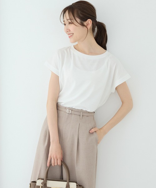 Honeys(ハニーズ)の「【ハニさら・接触冷感・吸水速乾・UVカット・遮熱】フレンチ袖Tシャツ(Tシャツ/カットソー・レディース・ブラック/ベージュ/オフホワイト/キャメル/ネイビー/スミクロ/グリーン/ダークオレンジ・L/LL/S/M)」の14枚目の写真