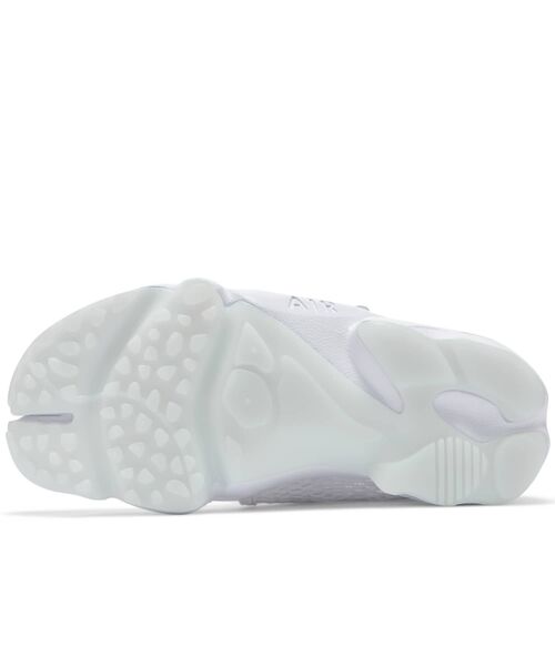 NIKE（ナイキ）の「ナイキ エア リフト ブリーズ ウィメンズシューズ / Nike Air Rift Breathe Women's Shoes 848386-100 White（スニーカー・レディース・ホワイト・24/23/26/25）」の2枚目の写真