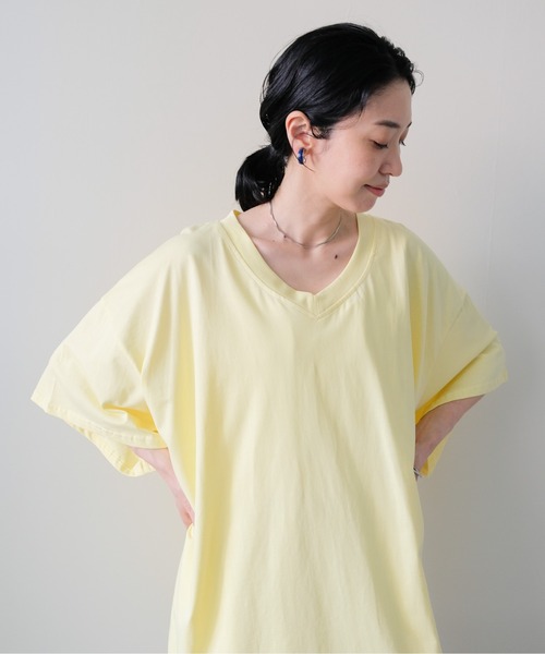DOLLUPOOPS(ドールアップウップス)の「Loose V-neck Half Sleeve T-shirt(ルーズVネックハーフスリーブTシャツ)(Tシャツ/カットソー・レディース・ピンク/ブラック/イエロー/チャコールグレー/オフホワイト・FREE)」の14枚目の写真