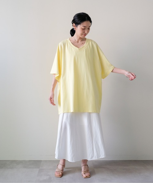 DOLLUPOOPS(ドールアップウップス)の「Loose V-neck Half Sleeve T-shirt(ルーズVネックハーフスリーブTシャツ)(Tシャツ/カットソー・レディース・ピンク/ブラック/イエロー/チャコールグレー/オフホワイト・FREE)」の19枚目の写真