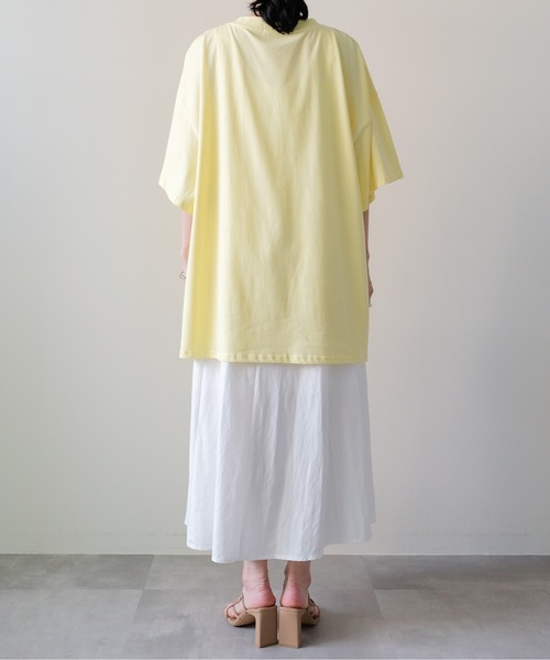 DOLLUPOOPS(ドールアップウップス)の「Loose V-neck Half Sleeve T-shirt(ルーズVネックハーフスリーブTシャツ)(Tシャツ/カットソー・レディース・ピンク/ブラック/イエロー/チャコールグレー/オフホワイト・FREE)」の22枚目の写真