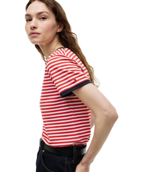 TOMMY HILFIGER(トミーヒルフィガー)の「ラウンドロゴレギュラークルーネックショートスリーブTシャツ(Tシャツ/カットソー・レディース・レッド系その他6/マルチ/ネイビー・X-SMALL/XX-SMALL/SMALL)」の16枚目の写真