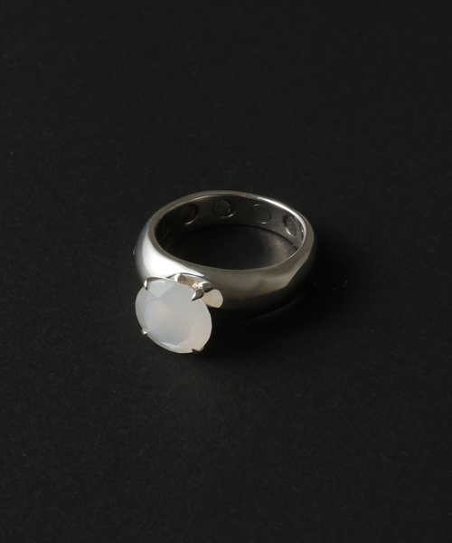 Lilas(リラ)の「【SAMH by LILAS】 MELTED MOON RING SV(リング・レディース・シルバー・11/13/15 )」の15枚目の写真