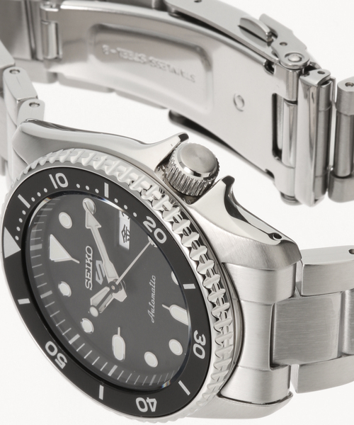HIROB(ヒロブ)の「SEIKO 5 SPORTS SBSA225 Black dial Mid size(アナログ腕時計・レディース・シルバー・FREE)」の3枚目の写真