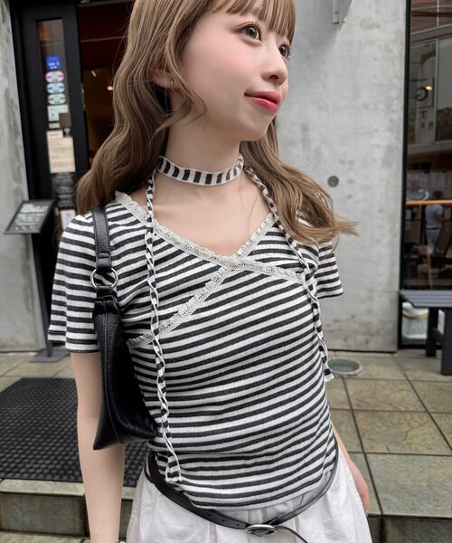 Kastane(カスタネ)の「【デコルテ映え】ミニビスケットTee(Tシャツ/カットソー・レディース・ネイビー/ブラウン/オフホワイト/グレー/アイボリー・FREE)」の6枚目の写真