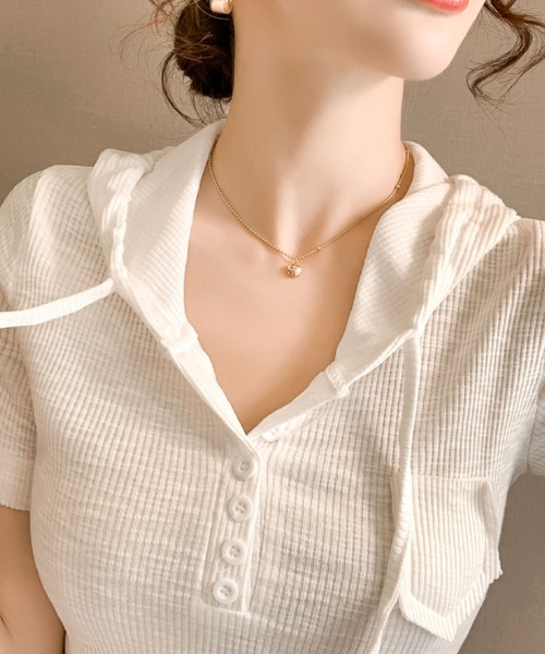 2ly2(トゥーリートゥー)の「ワッフルリブ フード付き ヘンリーネック 半袖カットソー リブトップス コンパクトTシャツ(ニット/セーター・レディース・ホワイト/ブルー・FREE)」の7枚目の写真