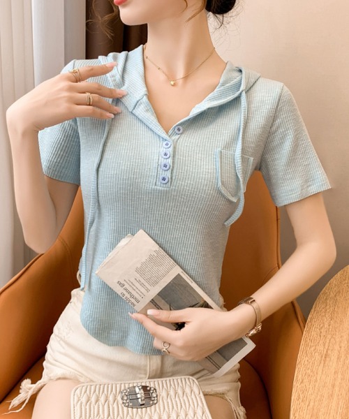 2ly2(トゥーリートゥー)の「ワッフルリブ フード付き ヘンリーネック 半袖カットソー リブトップス コンパクトTシャツ(ニット/セーター・レディース・ホワイト/ブルー・FREE)」の10枚目の写真