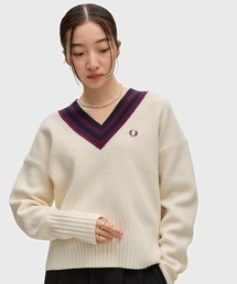 FRED PERRY（フレッドペリー）の「Bold Tipped V-Neck Jumper／ボールドティップドVネックニット（ニット/セーター）」