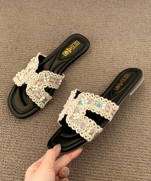 Lace Ladies(レースレディース)の「パール Hモチーフ オープントゥ フラット サンダル(サンダル・レディース・ブラック/アイボリー/ブラウン・22.5cm/23cm/23.5cm/24cm/24.5cm/25cm)」の8枚目の写真