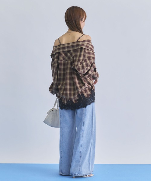 archives(アルシーヴ)の「レースコンビチェック2wayオフショルシャツ(シャツ/ブラウス・レディース・ベージュ/ネイビー/ブラウン・MEDIUM)」の21枚目の写真