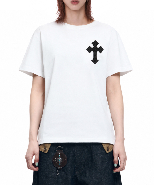 AAKAM（アーカム）の「ChaCha CROS2 Half Top (White)（Tシャツ/カットソー・レディース・その他・2/3）」の3枚目の写真