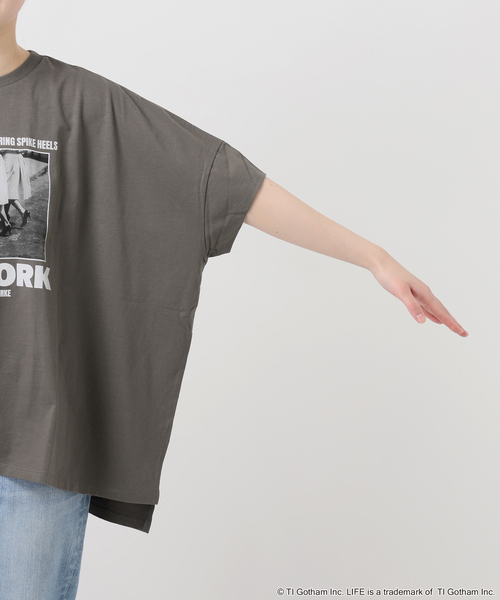 Spick & Span（スピックアンドスパン）の「《追加3》GOOD ROCK SPEED LPC 別注フォトドルマンTシャツ 2（Tシャツ/カットソー・レディース・ブラック系その他/ベージュ/ホワイト・FREE）」の8枚目の写真