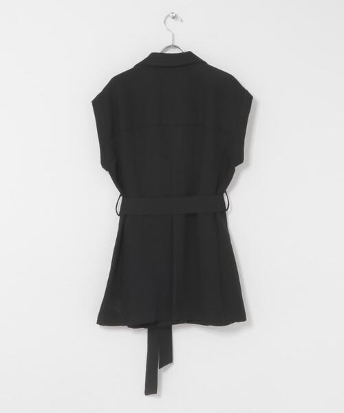 URBAN RESEARCH ROSSO WOMEN(アーバンリサーチ ロッソ)の「ベルテッドウエストシェイプジレ(ダウンベスト・レディース・ライトベージュ/ブラック・FREE)」の19枚目の写真