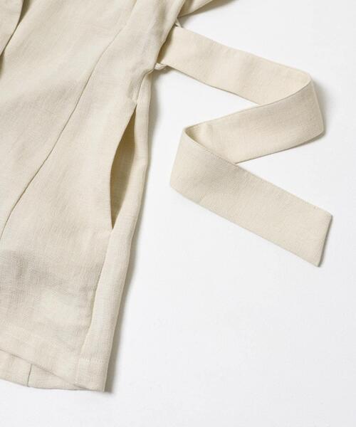 URBAN RESEARCH ROSSO WOMEN(アーバンリサーチ ロッソ)の「ベルテッドウエストシェイプジレ(ダウンベスト・レディース・ライトベージュ/ブラック・FREE)」の3枚目の写真