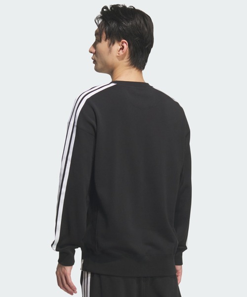 adidas(アディダス)の「エッセンシャルズ プラス ルーズフィット スリーストライプス フレンチテリー スウェットシャツ / トレーナー / アディダス adidas(スウェット・メンズ・ブラック・3XL/XX-LARGE/MEDIUM/LARGE/SMALL/X-LARGE)」の2枚目の写真