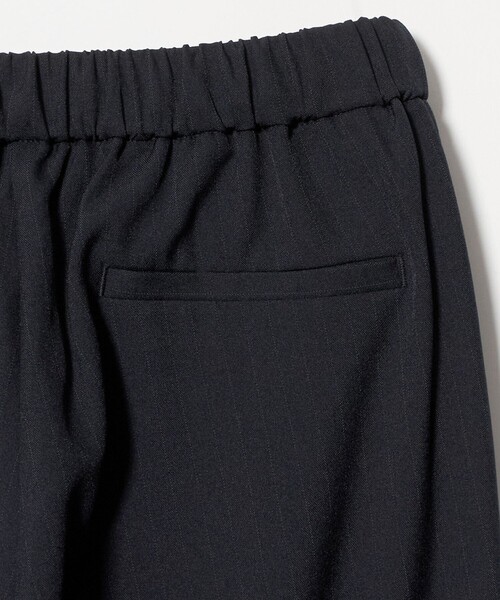 A DAY IN THE LIFE UNITED ARROWS（アデイインザライフユナイテッドアローズ）の「ストライプ イージー ワイドパンツ ‐ウォッシャブル‐＜A DAY IN THE LIFE＞（その他パンツ・レディース・ネイビー/ダークグレー・40/38/36）」の14枚目の写真