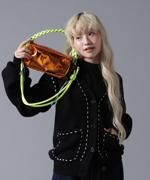 BEAVER(ビーバー)の「B omnivore/ビーオムニボー STITCH KNIT CARDIGAN(カーディガン/ボレロ・レディース・ブラック/ブラウン/グレー/オフホワイト・FREE)」の10枚目の写真