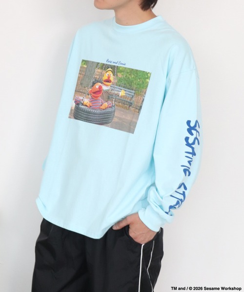 Ha-Li-C STORE(ハリックストア)の「【セサミストリート】袖プリントロンT(Tシャツ/カットソー・メンズ・オフホワイト/ライトブルー/チャコールグレー/ピンク・X-LARGE/LARGE/MEDIUM)」の3枚目の写真