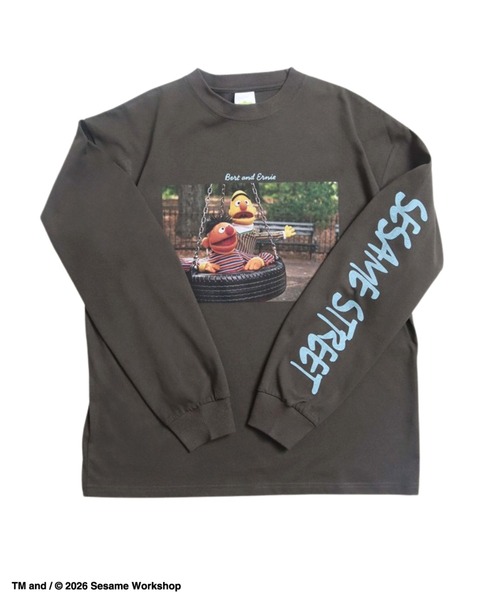 Ha-Li-C STORE(ハリックストア)の「【セサミストリート】袖プリントロンT(Tシャツ/カットソー・メンズ・オフホワイト/ライトブルー/チャコールグレー/ピンク・X-LARGE/LARGE/MEDIUM)」の18枚目の写真