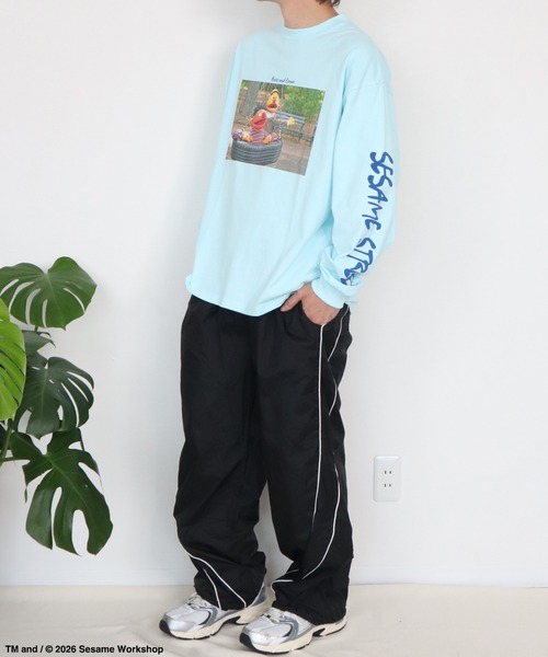Ha-Li-C STORE(ハリックストア)の「【セサミストリート】袖プリントロンT(Tシャツ/カットソー・メンズ・オフホワイト/ライトブルー/チャコールグレー/ピンク・X-LARGE/LARGE/MEDIUM)」の10枚目の写真
