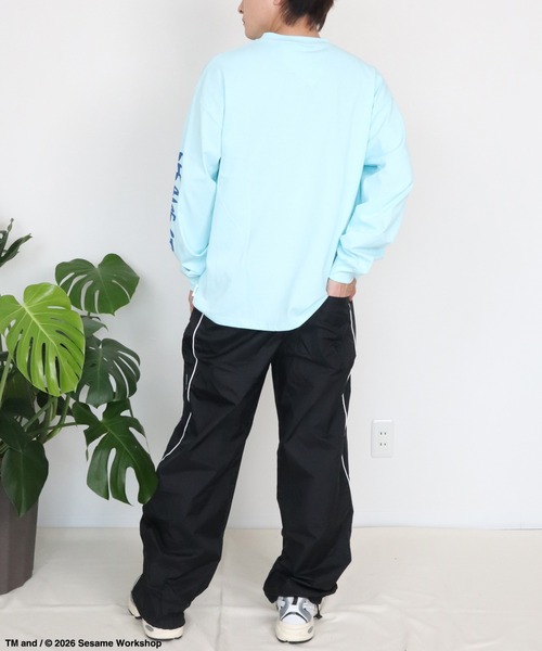 Ha-Li-C STORE(ハリックストア)の「【セサミストリート】袖プリントロンT(Tシャツ/カットソー・メンズ・オフホワイト/ライトブルー/チャコールグレー/ピンク・X-LARGE/LARGE/MEDIUM)」の12枚目の写真