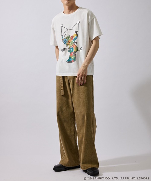 le cercle ADAM ET ROPE'(ルセルクルアダムエロペ)の「【KUROMI/ BLACK DESIGN SERIES別注】フロントデザインTシャツ(Tシャツ/カットソー・メンズ・ホワイト/チャコールグレー・L/LL/M)」の7枚目の写真