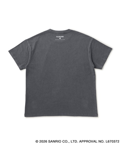 le cercle ADAM ET ROPE'(ルセルクルアダムエロペ)の「【KUROMI/ BLACK DESIGN SERIES別注】フロントデザインTシャツ(Tシャツ/カットソー・メンズ・ホワイト/チャコールグレー・L/LL/M)」の16枚目の写真