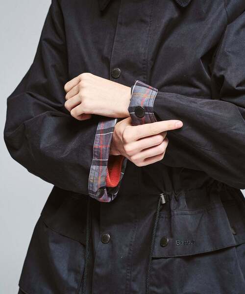 417 EDIFICE(フォーワンセブンエディフィス)の「BARBOUR 417別注 OLD BEDALE waist cord(ナイロンジャケット・メンズ・ブラック/ブラウン・40/38/36)」の5枚目の写真