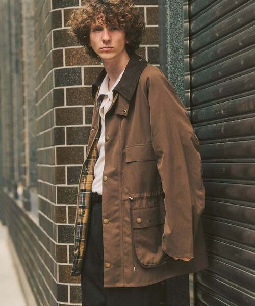 417 EDIFICE(フォーワンセブンエディフィス)の「BARBOUR 417別注 OLD BEDALE waist cord(ナイロンジャケット・メンズ・ブラック/ブラウン・40/38/36)」の2枚目の写真