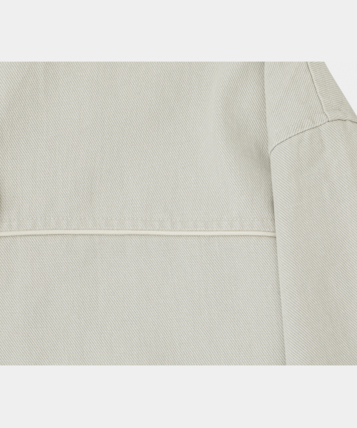 LETTERCOMO(レテルコモ)の「パイピングワークフードジャケットクリーム(その他アウター・レディース・クリーム・MEDIUM/LARGE)」の4枚目の写真