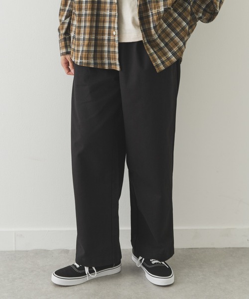 URBAN RESEARCH Sonny Label（アーバンリサーチサニーレーベル）の「ワイドタックチノイージーパンツ（その他パンツ・メンズ・ブラック/オフホワイト/ベージュ・LARGE/MEDIUM）」の10枚目の写真