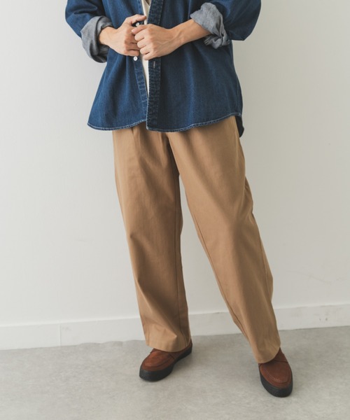 URBAN RESEARCH Sonny Label（アーバンリサーチサニーレーベル）の「ワイドタックチノイージーパンツ（その他パンツ・メンズ・ブラック/オフホワイト/ベージュ・LARGE/MEDIUM）」の15枚目の写真