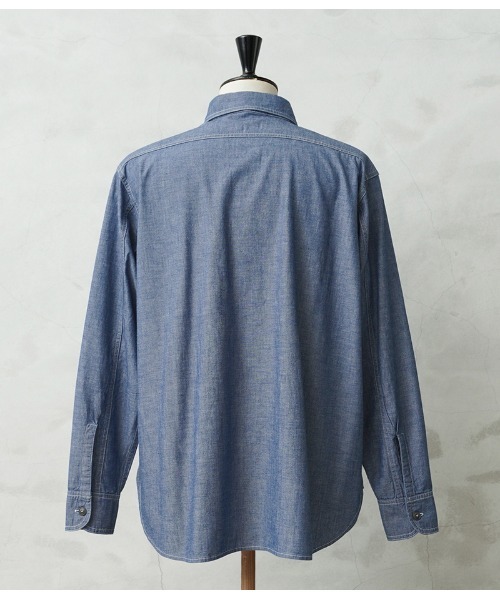 WAIPER.inc(ワイパーインク)の「米軍 1940’s U.S.NAVY フラップポケット シャンブレーシャツ MADE OF”KAIHARA FABRIC”(シャツ/ブラウス・メンズ・ブルー/ライトブルー・17/16 1/2/15 1/2)」の6枚目の写真