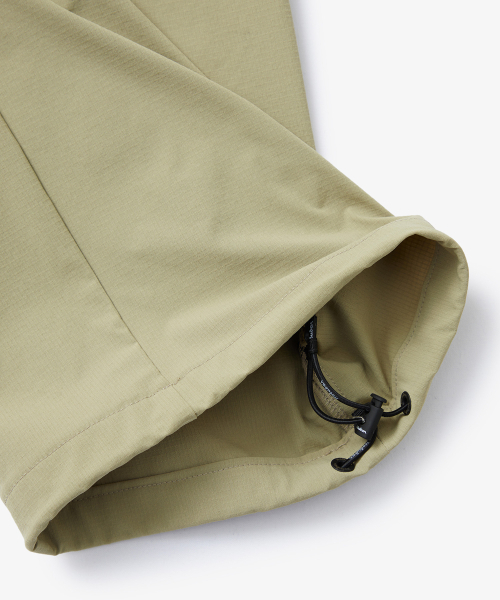 HOLUBAR（ホルバー）の「Traverse Relaxed Fit Pants Beige（その他パンツ・メンズ・その他・SMALL/MEDIUM/LARGE/X-LARGE/2XL）」の5枚目の写真