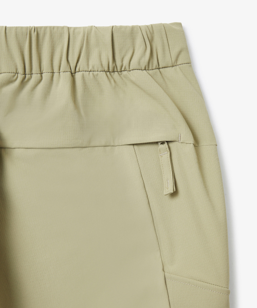 HOLUBAR（ホルバー）の「Traverse Relaxed Fit Pants Beige（その他パンツ・メンズ・その他・SMALL/MEDIUM/LARGE/X-LARGE/2XL）」の7枚目の写真
