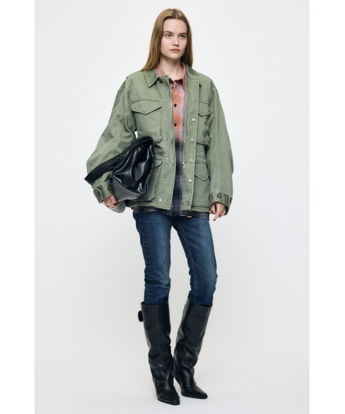 MOUSSY(マウジー)の「BACKSATIN BDU ジャケット(ミリタリージャケット・レディース・ライトブラック/カーキ・FREE)」の5枚目の写真