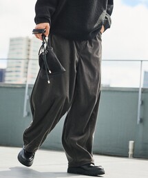 限定展開 コーデュロイ バレルレッグ パンツ