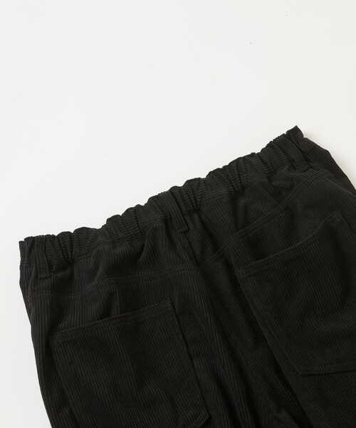 FREAK'S STORE(フリークスストア)の「限定展開 コーデュロイ バレルレッグ パンツ(その他パンツ・メンズ・ベージュ/ブラウン/チャコールグレー/ブラック・LARGE/MEDIUM/SMALL)」の12枚目の写真