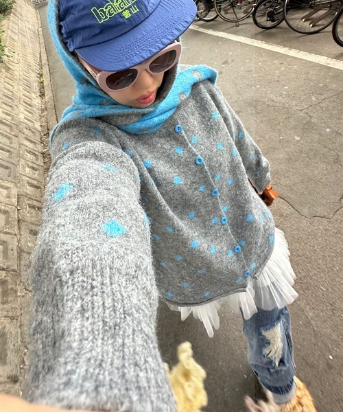 Alley Tokyo(アリートーキョー)の「マフラーセットのドットニット(ニット/セーター・レディース・グレー/オフホワイト/ブラウン・FREE)」の12枚目の写真